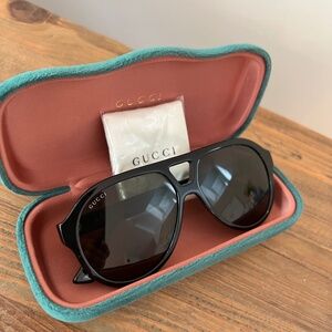 Gucci black aviator sunglasses
